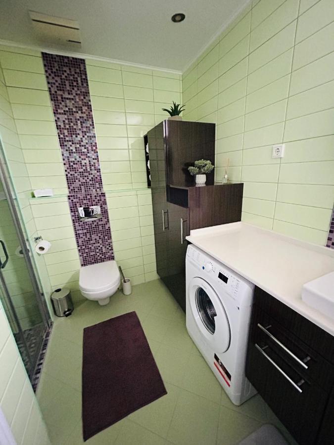 Marina Bay Apartman 布达佩斯 外观 照片